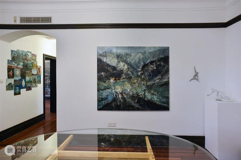 展览现场 | 「废墟的雨」Rainy Ruins ——曲岩个展 废墟 现场 曲岩 个展 Ruins Ruins曲 岩QU Yan 时间 熏依社画廊 崇真艺客