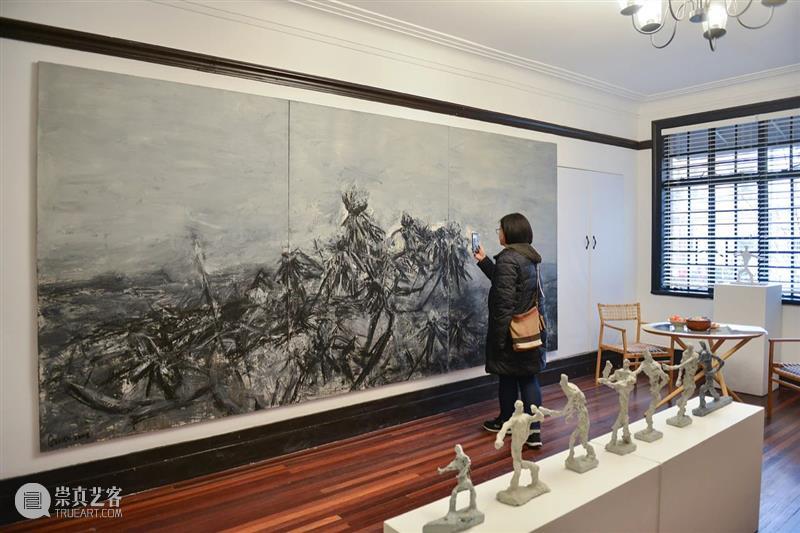 展览现场 | 「废墟的雨」Rainy Ruins ——曲岩个展 废墟 现场 曲岩 个展 Ruins Ruins曲 岩QU Yan 时间 熏依社画廊 崇真艺客