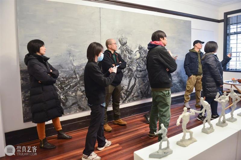 展览现场 | 「废墟的雨」Rainy Ruins ——曲岩个展 废墟 现场 曲岩 个展 Ruins Ruins曲 岩QU Yan 时间 熏依社画廊 崇真艺客