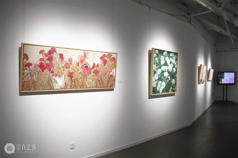 艺术家推介 | 对花 · 四记 —— 张民 艺术家 张民 对花 四人 主题展 展期 地点 上海市 黎明路 美博美术馆 崇真艺客