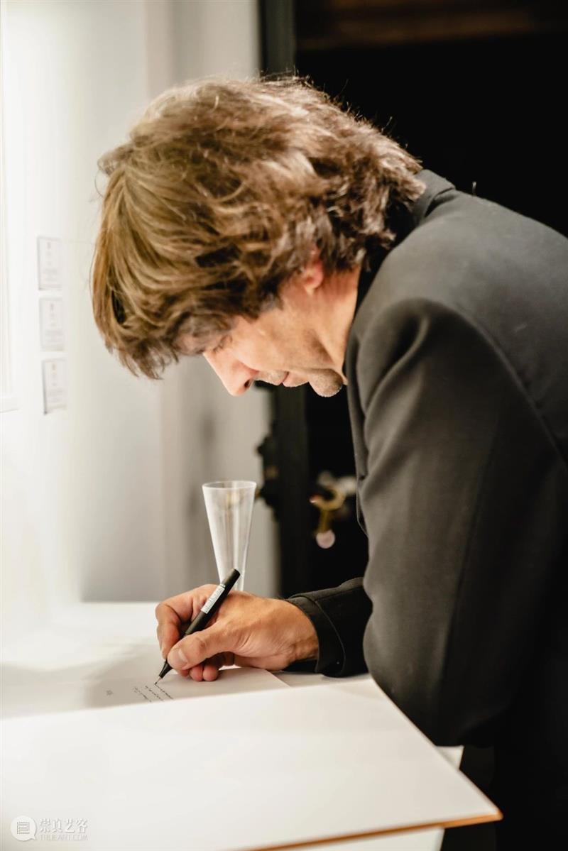 埃里克·裴欧 ERIC PILLOT：摄影比用文字描述有趣的多 Photography is much more fun 崇真艺客