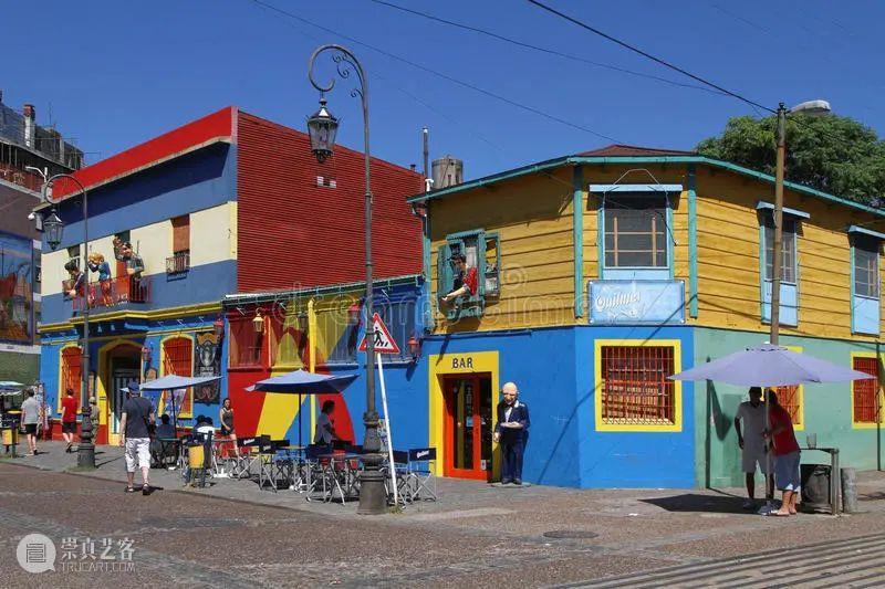 什么是孤独者的三分钟爱情？ 视频资讯 上海大剧院 孤独者 爱情 作家 麦家 作品 暗算 男人和女人 上身 脚下 欲望 崇真艺客