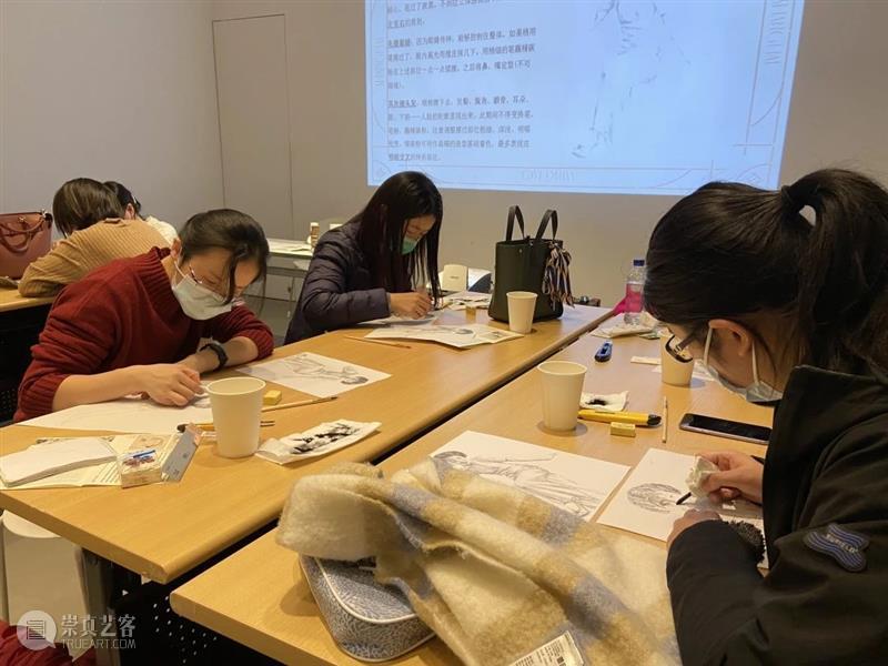 震旦博物馆【民•潮】特展活动报名 | 【绘画课】月份牌擦笔水彩画法课程  浦江畔文化宝盒 课程 水彩 画法 月份 活动 震旦博物馆 杭穉英 原作 月份牌分解图 孙尧 崇真艺客