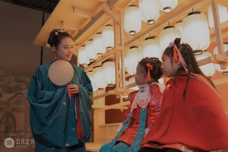 活动回顾|中国年文化与设计展里的汉服秀  浙江美术馆 中国 活动 文化 汉服秀 金牛纳福上元安康寒风 细雨 气温 浙江美术馆 汉服 妹妹 崇真艺客