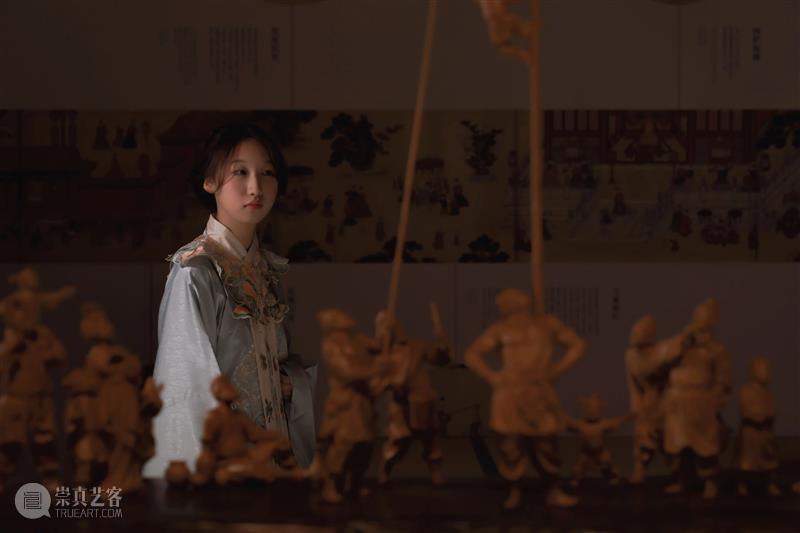活动回顾|中国年文化与设计展里的汉服秀  浙江美术馆 中国 活动 文化 汉服秀 金牛纳福上元安康寒风 细雨 气温 浙江美术馆 汉服 妹妹 崇真艺客