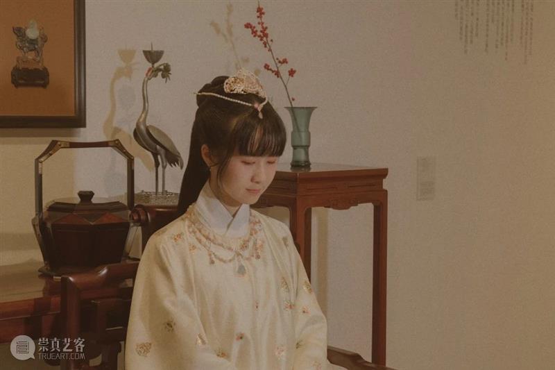 活动回顾|中国年文化与设计展里的汉服秀  浙江美术馆 中国 活动 文化 汉服秀 金牛纳福上元安康寒风 细雨 气温 浙江美术馆 汉服 妹妹 崇真艺客