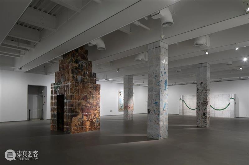最后48小时，“张恩利个展：会动的房间”即将闭幕 张恩利 个展 房间 现场 帷幕 生涯 风格 艺术家 规模 内容 崇真艺客