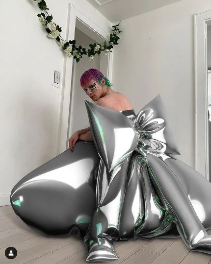 服饰丨“人体第二层皮肤”——网络时代的无接触式虚拟服装 网络 时代 服装 人体 服饰 皮肤 上方 中国舞台美术学会 右上 星标 崇真艺客
