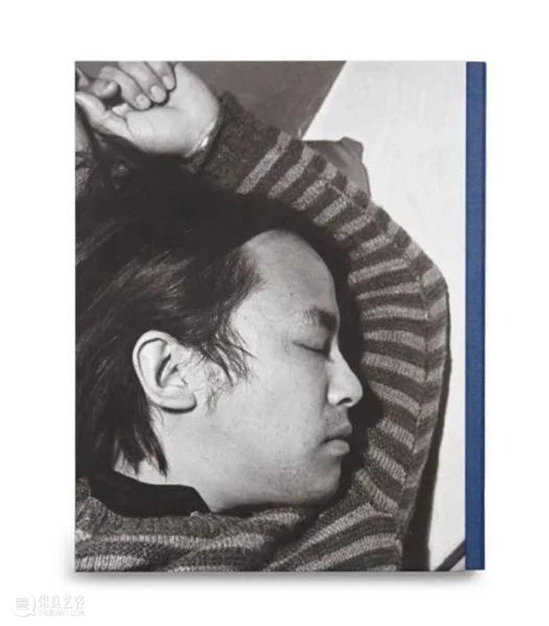 为她拍照，凝视着照片中的她，我找到了自我 照片 Furuya 古屋 伊藤俊 克里斯蒂娜 先生 写真集 期间 视角 形式 崇真艺客
