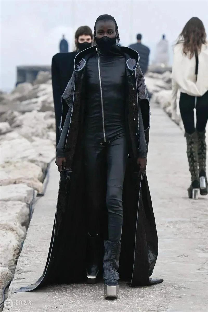 【IFA-流行趋势】Rick Owens | 2021 A/W 对保守主义的戏谑嘲弄 Owens IFA 趋势 保守主义 我的故事 故事 孩子们 长大后 瘾君子 酒鬼 崇真艺客