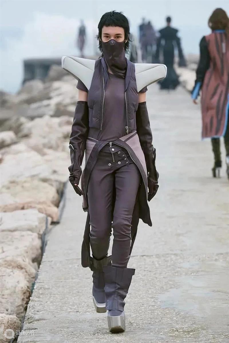 【IFA-流行趋势】Rick Owens | 2021 A/W 对保守主义的戏谑嘲弄 Owens IFA 趋势 保守主义 我的故事 故事 孩子们 长大后 瘾君子 酒鬼 崇真艺客