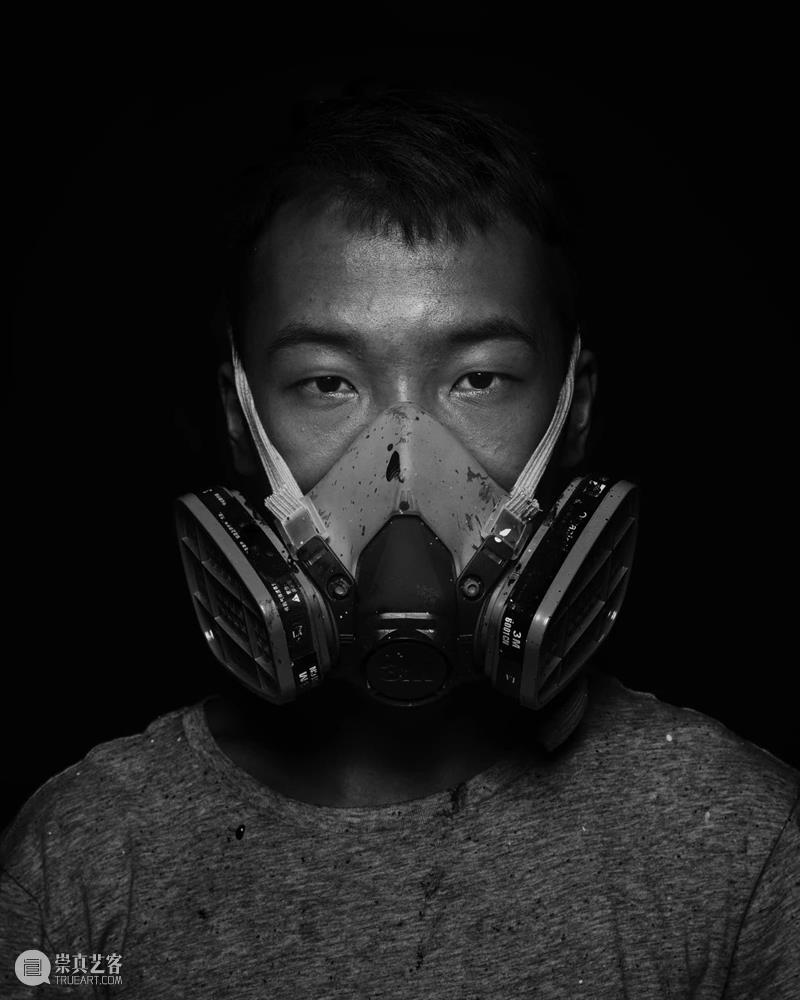 陈英杰(画图男) x Anti-General即兴跨界创作精彩现场戳看→ 现场 陈英杰 General 活动 绘画 电子音乐 视觉 听觉 潮流 艺术 崇真艺客