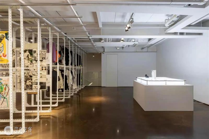 阿拉里奥首尔 | POST ARCHIVE FACTION「FINAL CUT」 CUT 首尔 阿拉里奥 展讯 FACTION PAF CUT展期／Duration 1611：00 周一 休馆 崇真艺客