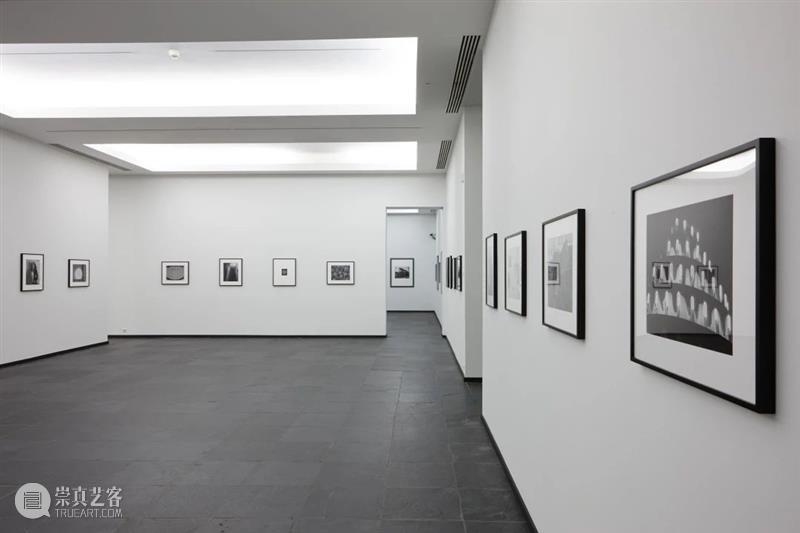 卓纳香港新展 | 詹姆斯·威灵《变形记》（James Welling: Metamorphosis） 卓纳 詹姆斯 威灵 Welling 变形记 香港 Metamorphosis 画廊 罗马玻璃器皿 油性 崇真艺客