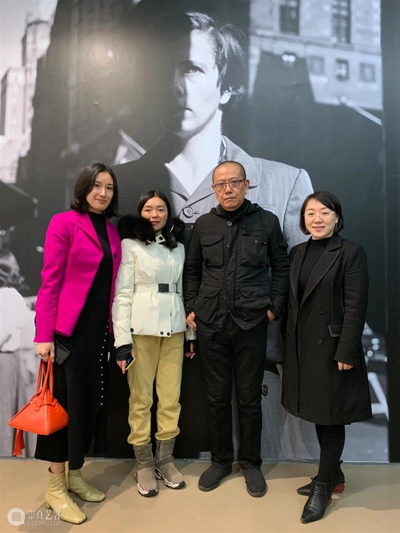 为什么这位隐匿的女性摄影师受到全世界的关注 摄影师 女性 全世界 集锦 天才 薇薇安 迈尔 今日美术馆 策展人 安妮 崇真艺客