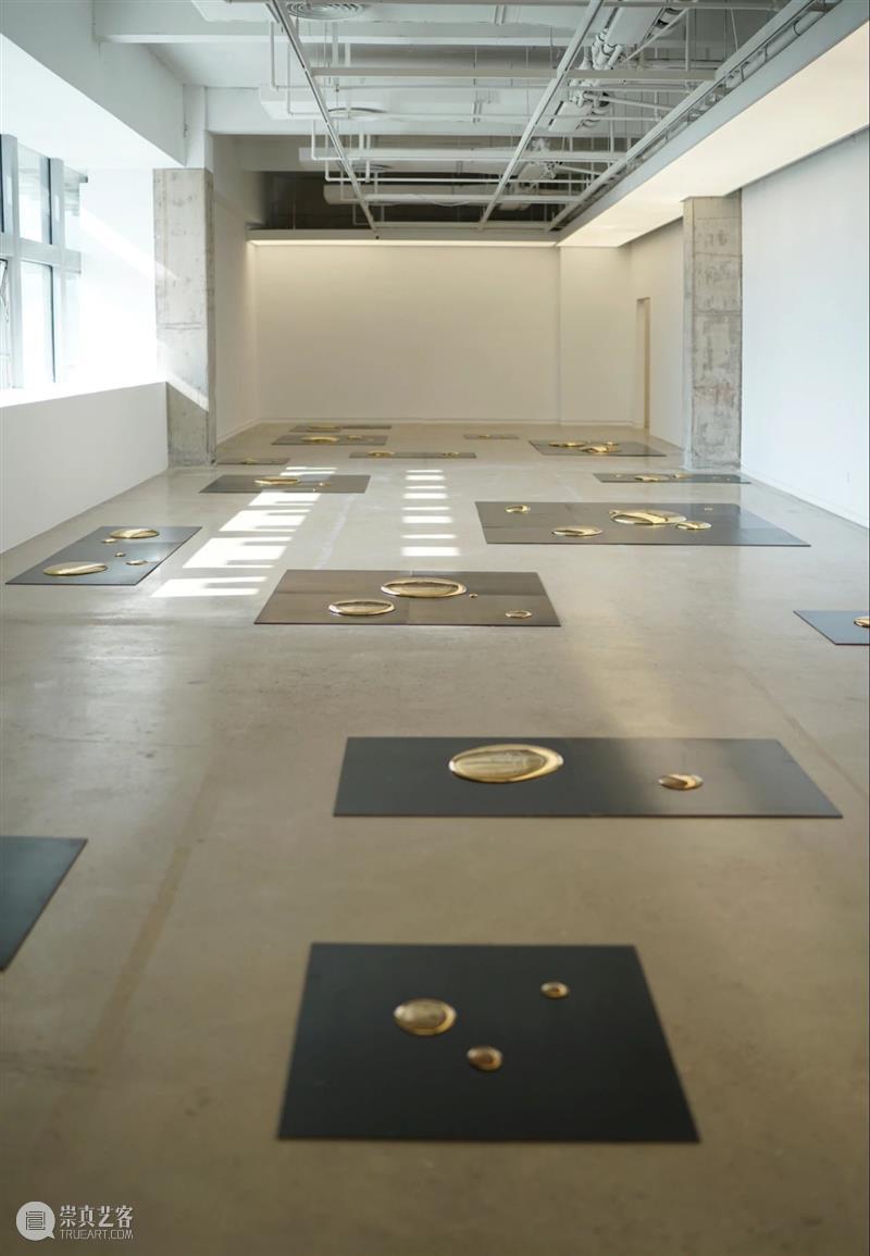 刘建华 把陶瓷玩出陌生感 刘建华 陶瓷 陌生感 昆明 工作室 上海 如今 大学 在此之前 江西 崇真艺客