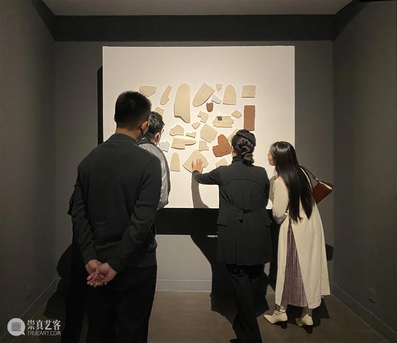 开幕 | 舌尖下的中国——2021李秀勤作品展 舌尖 中国 李秀勤 作品展 现场 图片 艺术 总监 Director 何勇淼 崇真艺客