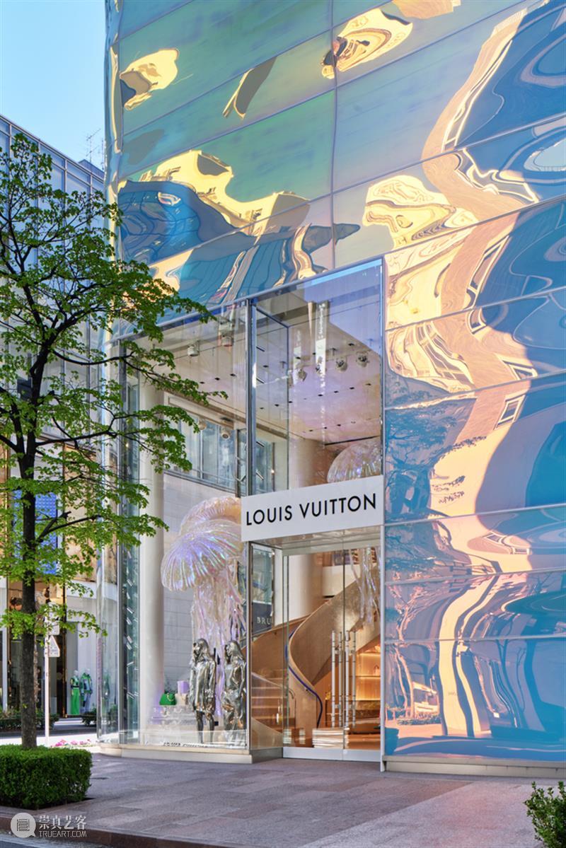 LV·银座旗舰店，‘糖纸’表皮 / 青木淳建筑设计事务所 + Peter Marino Architect 旗舰店 表皮 银座 青木淳建筑设计事务所 糖纸 万众 LV银座旗舰店 神秘的面纱 项目 日本 崇真艺客