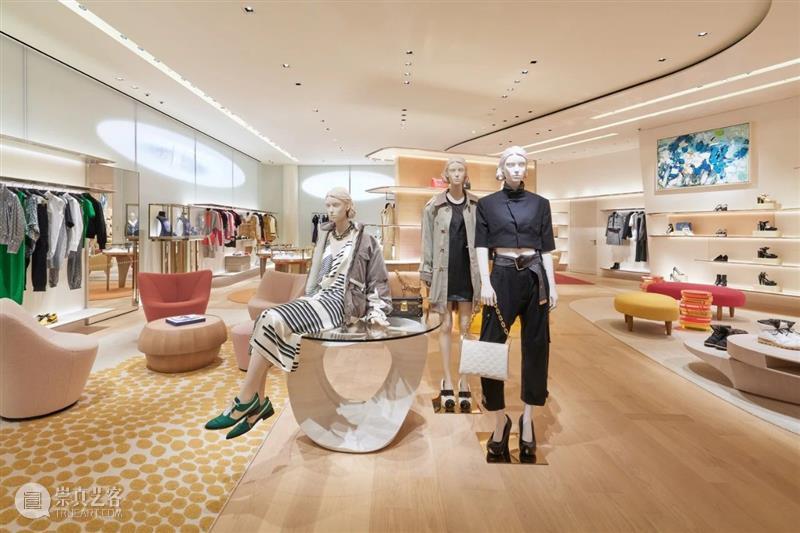 LV·银座旗舰店，‘糖纸’表皮 / 青木淳建筑设计事务所 + Peter Marino Architect 旗舰店 表皮 银座 青木淳建筑设计事务所 糖纸 万众 LV银座旗舰店 神秘的面纱 项目 日本 崇真艺客