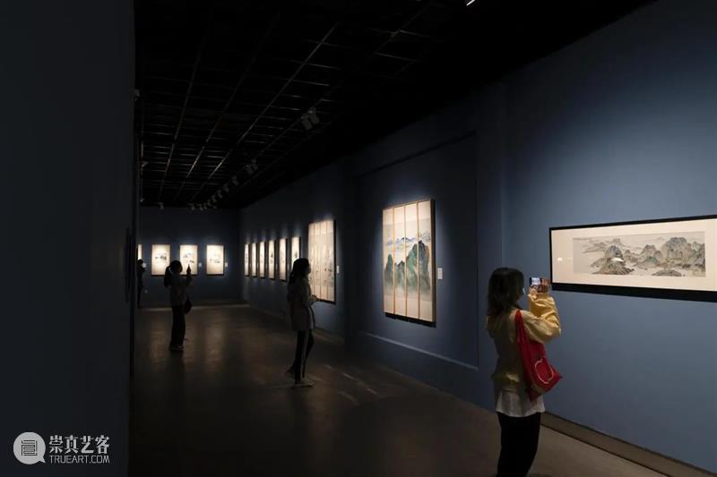 “瓷艺生辉﹒杨学棒作品展”开幕 瓷艺 杨学棒 作品展 中共 温州市委宣传部 苍南县人民政府主办 中共苍南县委宣传部 苍南县 文化 广电旅游体育局 崇真艺客