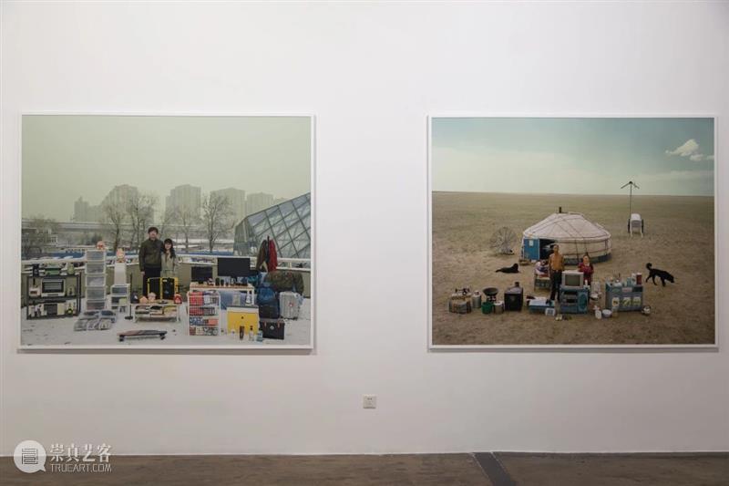 “共鸣：致敬罗伯特·弗兰克”明日开展！ 罗伯特·弗兰克 展期 地点 三影堂摄影艺术中心 北京市朝阳区 草场地 主办方 希帕 画廊 书房 崇真艺客