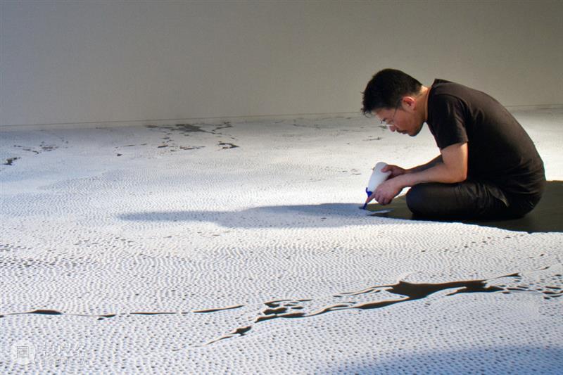 日本艺术家用盐画画,55个小时制作10万朵樱花,背后原因令人泪目 樱花 日本 背后 艺术 原因 泪目 赏樱 季节 枝头 心神 崇真艺客