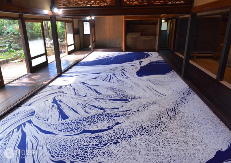 日本艺术家用盐画画,55个小时制作10万朵樱花,背后原因令人泪目 樱花 日本 背后 艺术 原因 泪目 赏樱 季节 枝头 心神 崇真艺客