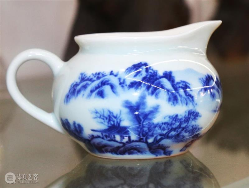 手绘之美 赏心悦目，这套茶具低至5.2折！  德顺宝企业文化 茶具 手绘 山水 功夫 中国 人民 亲朋 主人 文明 礼仪 崇真艺客