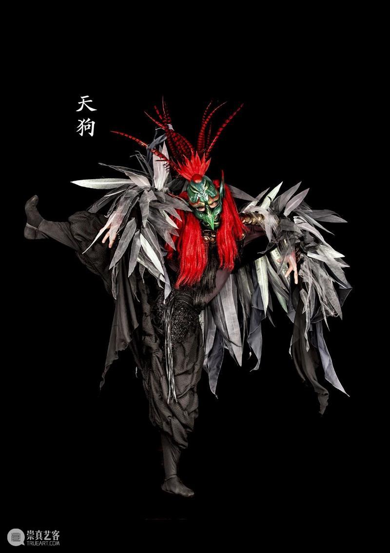 杨丽萍《平潭映象》演绎东方魔幻,绝美呈现千年海洋神话! 平潭映象 杨丽萍 海洋 神话 东方 魔幻 舞台 艺术家 舞台剧 题材 崇真艺客