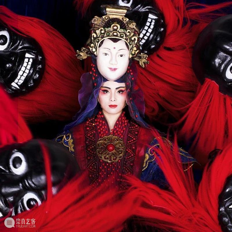 杨丽萍《平潭映象》演绎东方魔幻，绝美呈现千年海洋神话！ 平潭映象 杨丽萍 海洋 神话 东方 魔幻 舞台 艺术家 舞台剧 题材 崇真艺客