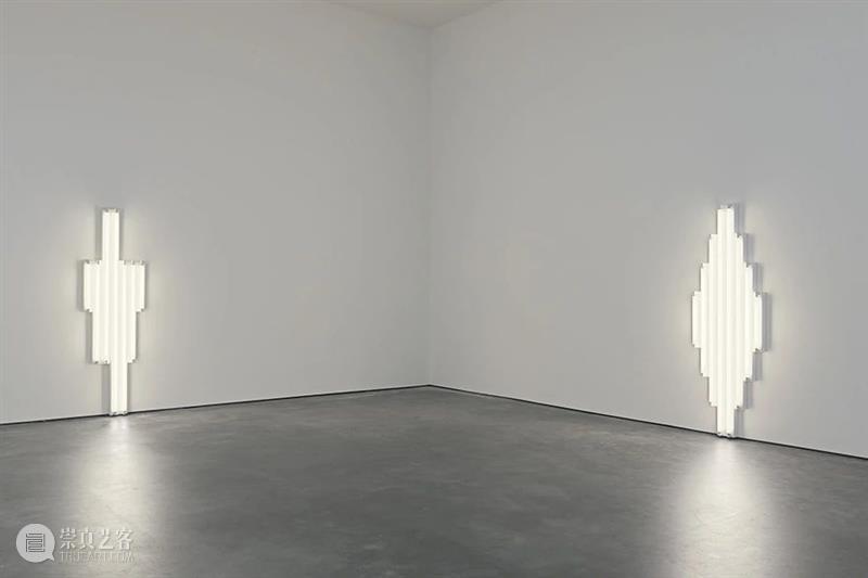 今日生日｜丹·弗莱文（Dan Flavin） 弗莱文 Flavin 生日 卓纳 画廊 日光 现场 纽约 1933—19961933年4月1日 塔特林 崇真艺客