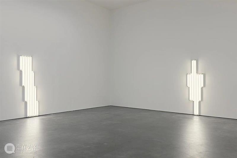 今日生日｜丹·弗莱文（Dan Flavin） 弗莱文 Flavin 生日 卓纳 画廊 日光 现场 纽约 1933—19961933年4月1日 塔特林 崇真艺客