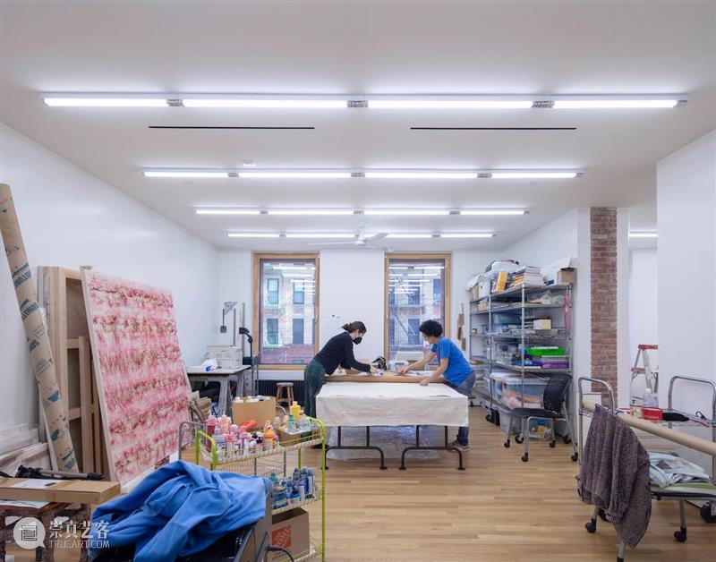 “教堂”立面，哈莱姆区艺术家工作室 / SO-IL 哈莱姆区 艺术家 工作室 教堂 立面 Kubota Amer 空间 哈莱姆区西 Douglass大街 崇真艺客