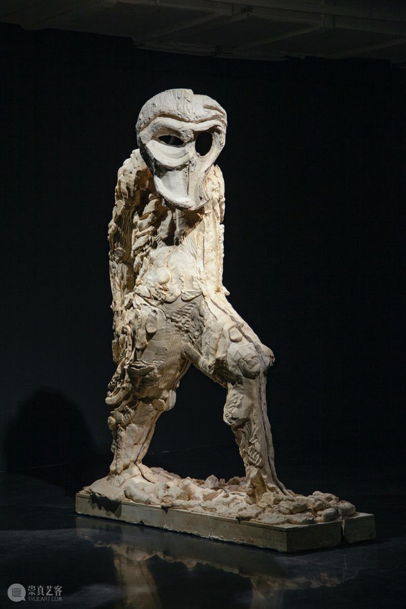 高古轩艺术家托马斯·豪斯雅戈作品正在上海展出 Gagosian 托马斯 豪斯雅戈 高古轩 艺术家 作品 上海 Thomas Houseago 当代 近期 崇真艺客