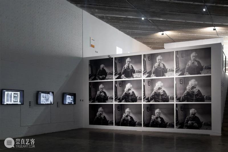 致敬罗伯特·弗兰克｜策展人导览&艺术家对谈 罗伯特·弗兰克 策展人 艺术家 时间 艺术 路漫漫其修远 嘉宾 黄庆军 地点 三影堂摄影艺术中心 崇真艺客