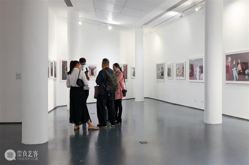 开幕回顾 | 并行中的肖像:南非当代摄影展 肖像 南非 摄影展 华侨城盒子美术馆 现场 Photography并行 艺术家艾丽斯·曼恩 Mann 艺术家 勒博杭 崇真艺客