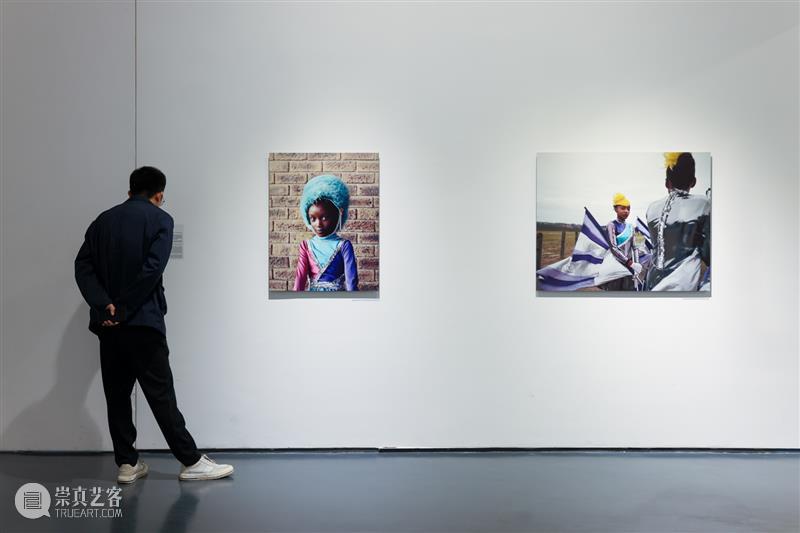 开幕回顾 | 并行中的肖像:南非当代摄影展 肖像 南非 摄影展 华侨城盒子美术馆 现场 Photography并行 艺术家艾丽斯·曼恩 Mann 艺术家 勒博杭 崇真艺客