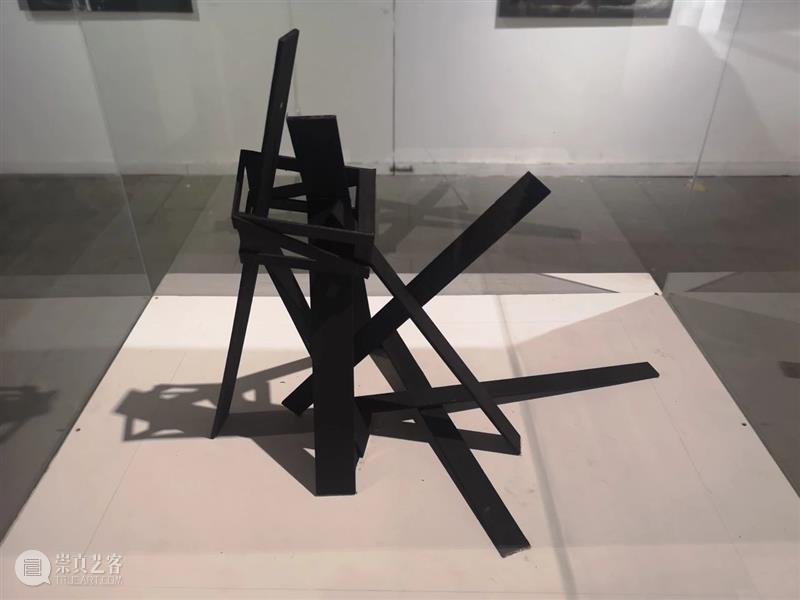 馆藏展讯|《后视镜·上海梧桐美术馆藏品常设展》 后视镜 馆藏 展讯 上海梧桐美术馆藏品常设展》 策展人 林依峰 出品人 邹东方 主办单位 上海梧桐美术馆 崇真艺客