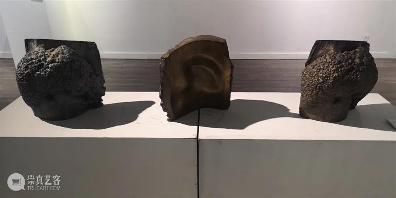 馆藏展讯|《后视镜·上海梧桐美术馆藏品常设展》 后视镜 馆藏 展讯 上海梧桐美术馆藏品常设展》 策展人 林依峰 出品人 邹东方 主办单位 上海梧桐美术馆 崇真艺客