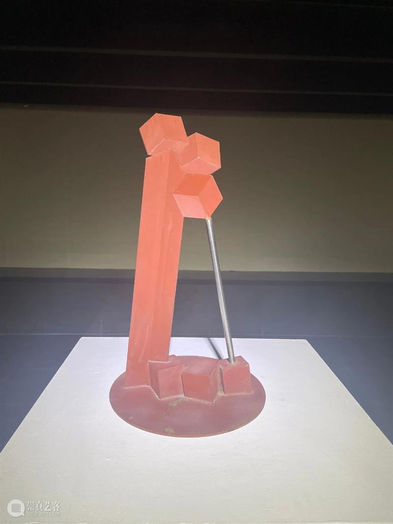 馆藏展讯|《后视镜·上海梧桐美术馆藏品常设展》 后视镜 馆藏 展讯 上海梧桐美术馆藏品常设展》 策展人 林依峰 出品人 邹东方 主办单位 上海梧桐美术馆 崇真艺客