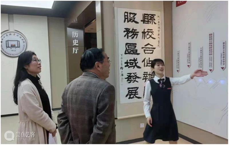 韩利诚赴浙江工商职业技术学院开办《艺术品收藏》公益讲座 韩利诚 浙江工商职业技术学院 艺术品收藏 公益 讲座 民盟宁波市委会 主委 市文联 调研员 美术馆 崇真艺客