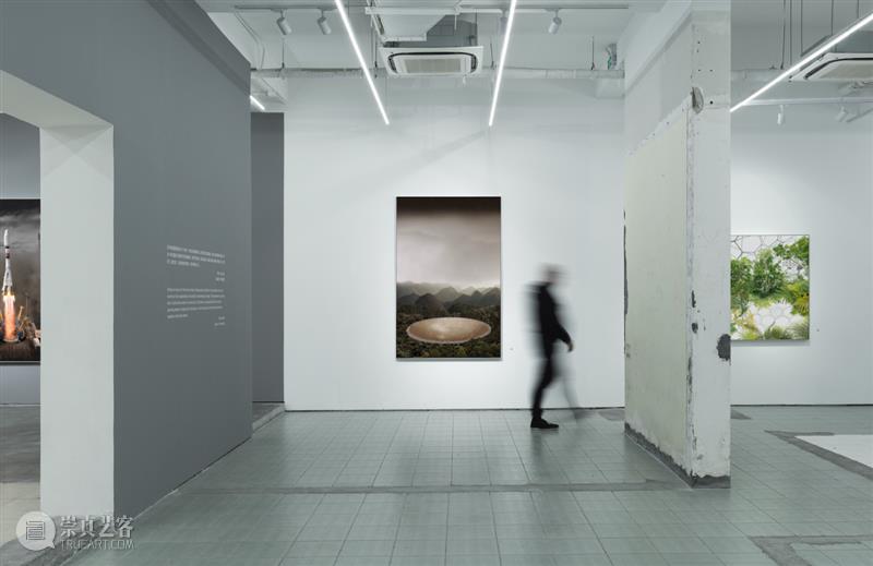 BANK | 北京画廊周 | 迈克尔·耐贾尔 Michael Najjar | 外层空间 outer space 视频资讯 BANK 迈克尔 贾尔 Najjar space 外层 空间 BANK Michael 北京画廊周 外层空间 崇真艺客