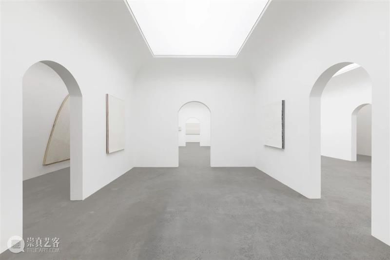 正在展出|王光乐个展“波浪”正在北京公社展出 王光乐 波浪 北京公社 个展 Guangle Waves 艺术家 作品 时期 价值 崇真艺客