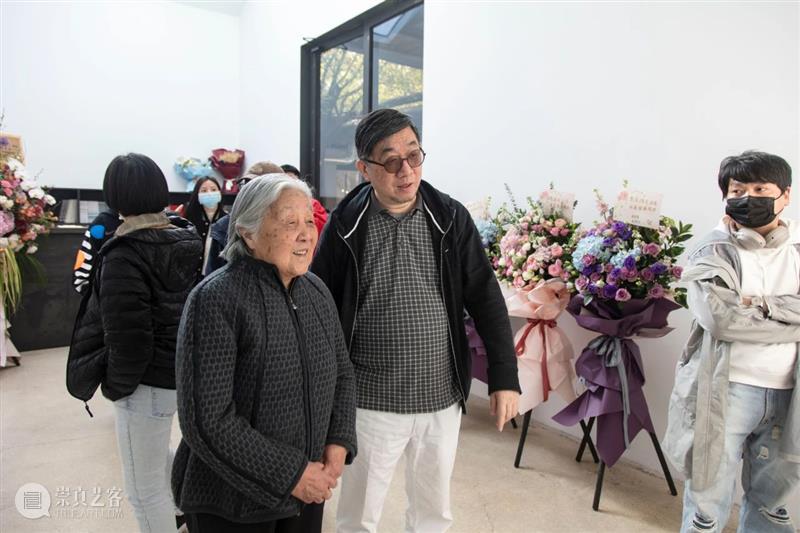Yuan Yunsheng: Regeneration: Trip to Northwest China 崇真艺客