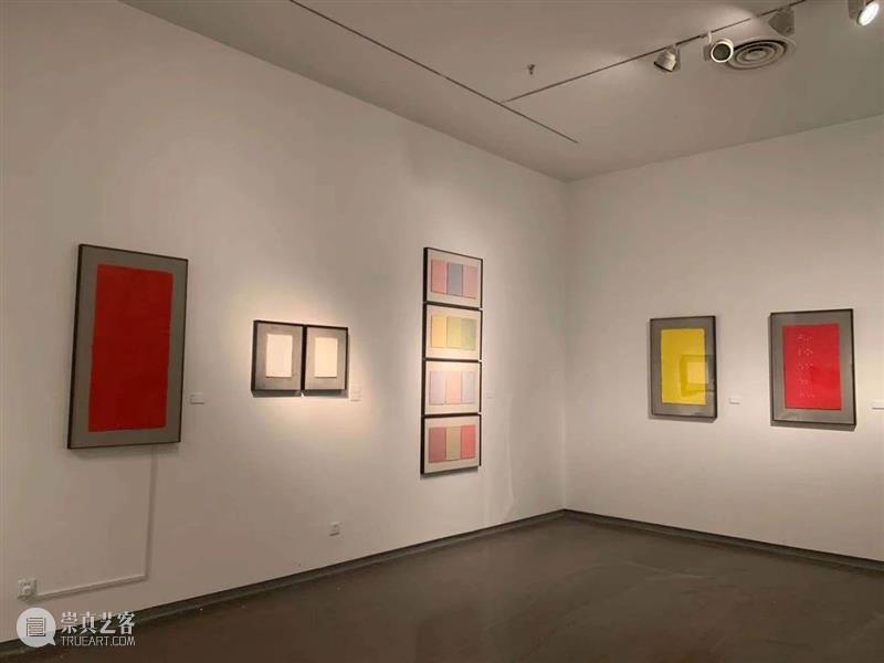 “有光—周先锋个展”现场丨AMNUA LIVE 周先锋 个展 现场 AMNUA LIVE 南京艺术学院美术馆 展厅 馆长 郑闻先生 艺术 崇真艺客