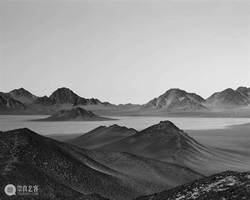 香格纳上海 | 蒋鹏奕个展《太阳是鸟儿衔来的》延期至5月13日 蒋鹏奕 太阳 鸟儿 香格纳 上海 个展 现场 艺术家 画幅 彩色 崇真艺客