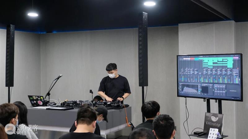 四方软核艺术节 | 3ASiC×Steve Pan “软核”音乐活动开启预约！ ASiC Pan 艺术节 音乐 活动 四方 软核 NIWorkshop音乐工作坊 Maschine+ Traktor 崇真艺客