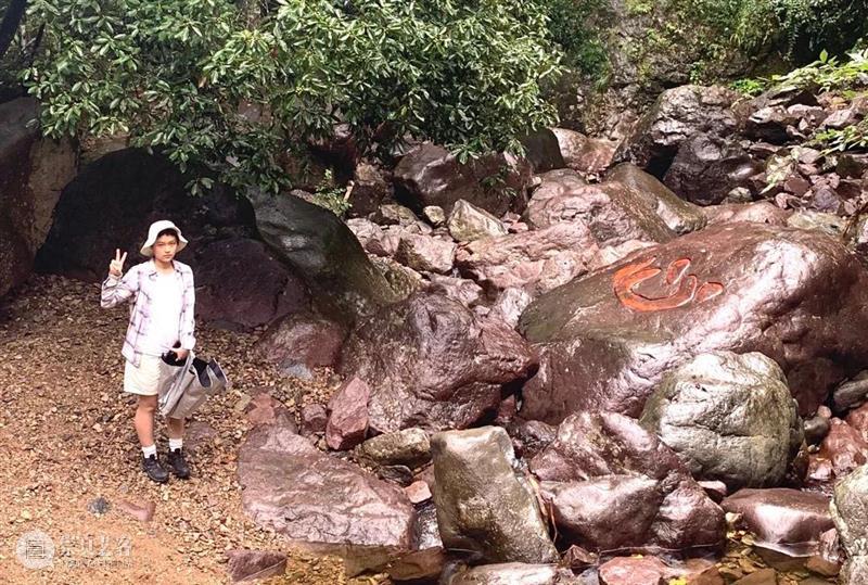 “房间剧场”   艺术家|杨一心 杨一心 艺术家 房间 剧场 于广东 深圳 本科 广州美术学院油画系 广州 作品 崇真艺客