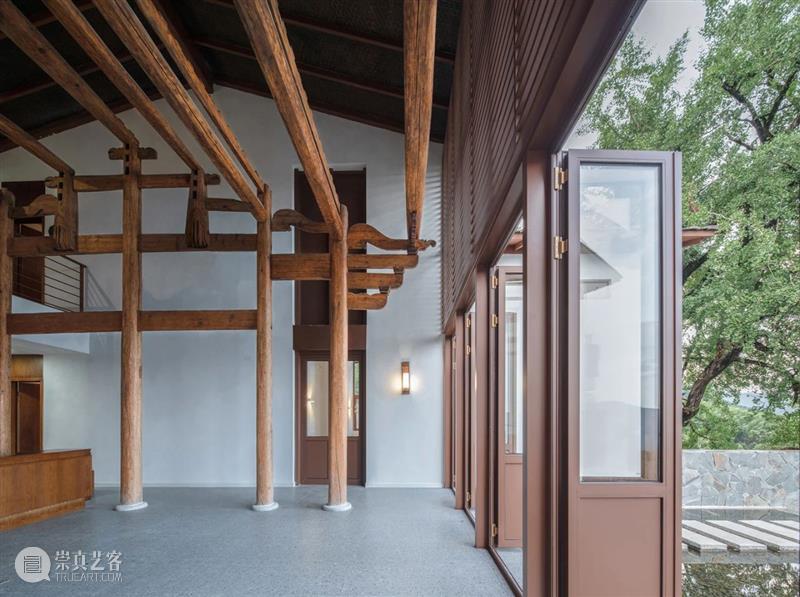 古树、远山、院子，德化古杏山舍民宿 / 厦门泛华·回应建筑工作室 民宿 建筑 古树 远山 院子 厦门泛华 德化 杏山 工作室 赵奕龙 崇真艺客