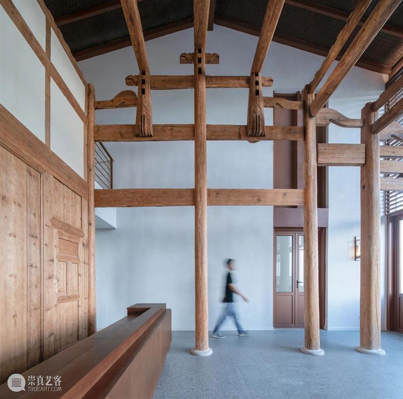 古树、远山、院子，德化古杏山舍民宿 / 厦门泛华·回应建筑工作室 民宿 建筑 古树 远山 院子 厦门泛华 德化 杏山 工作室 赵奕龙 崇真艺客